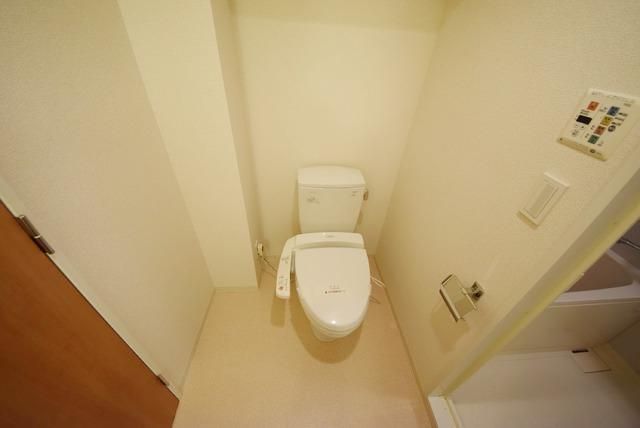 トイレ　シャワートイレ