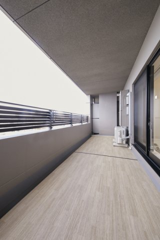 バルコニー　※写真は同タイプ住戸です。