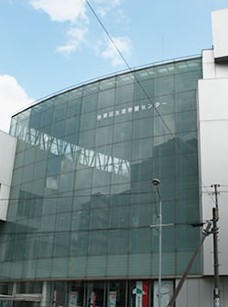 図書館　台東区立中央図書館（図書館）まで884m