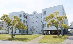 大学・短大　四国職業能力開発大学校（大学・短大）まで670m