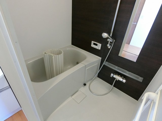 バス・シャワールーム　他の部屋参照