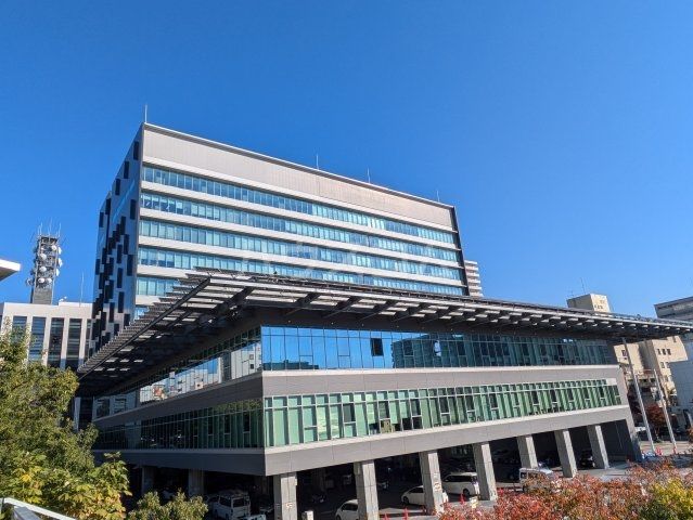 役所　甲府市役所（役所）まで695m