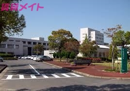 高校・高専　三重県立四日市高等学校（高校・高専）まで500m
