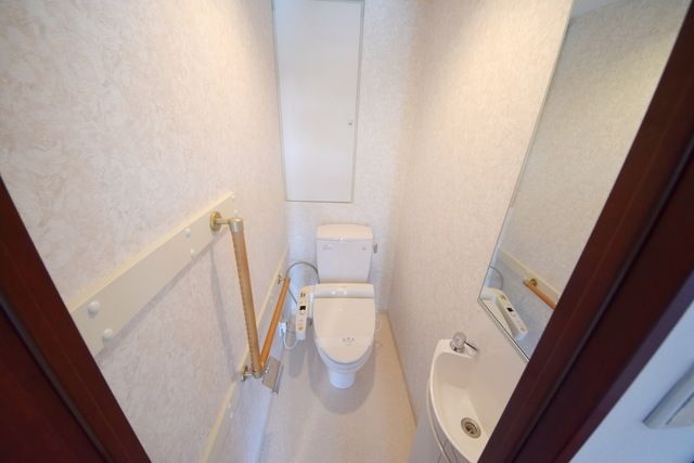 トイレ　別部屋参考写真