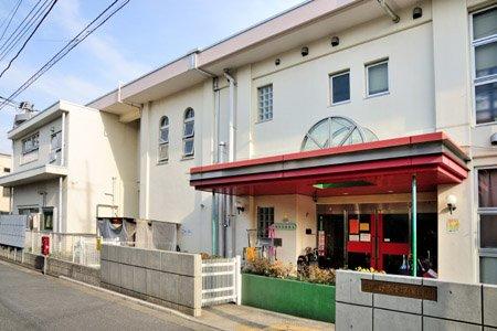 幼稚園・保育園　武蔵野赤十字保育園（幼稚園・保育園）まで313m