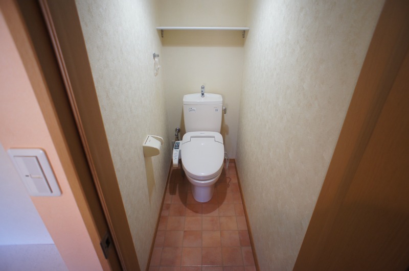 トイレ　温水洗浄便座あり