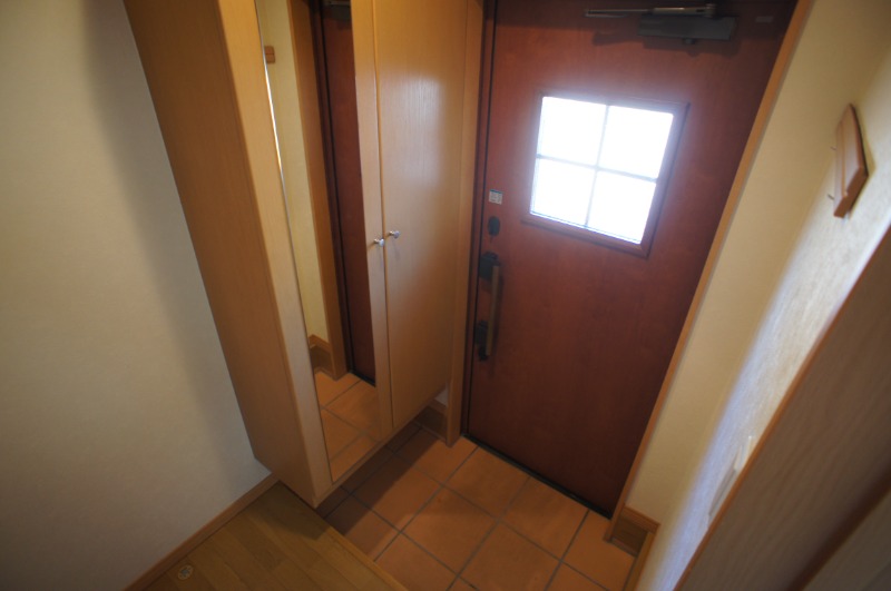 玄関　テラス有