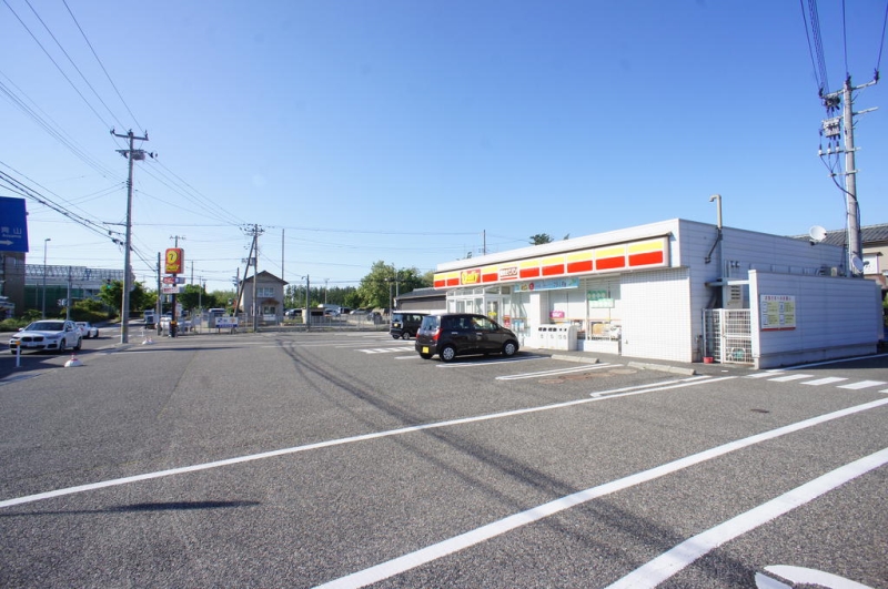 コンビニ　デイリーヤマザキ新潟五十嵐東店（コンビニ）まで795m