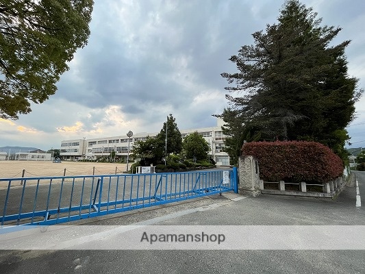 小学校　たつの市立小学校誉田小学校（小学校）まで1491m