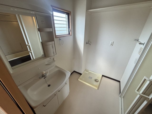 洗面設備　※同施工会社のイメージ写真※