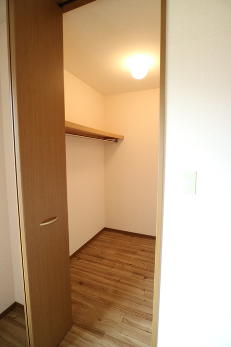 収納　ウォークインクローゼット