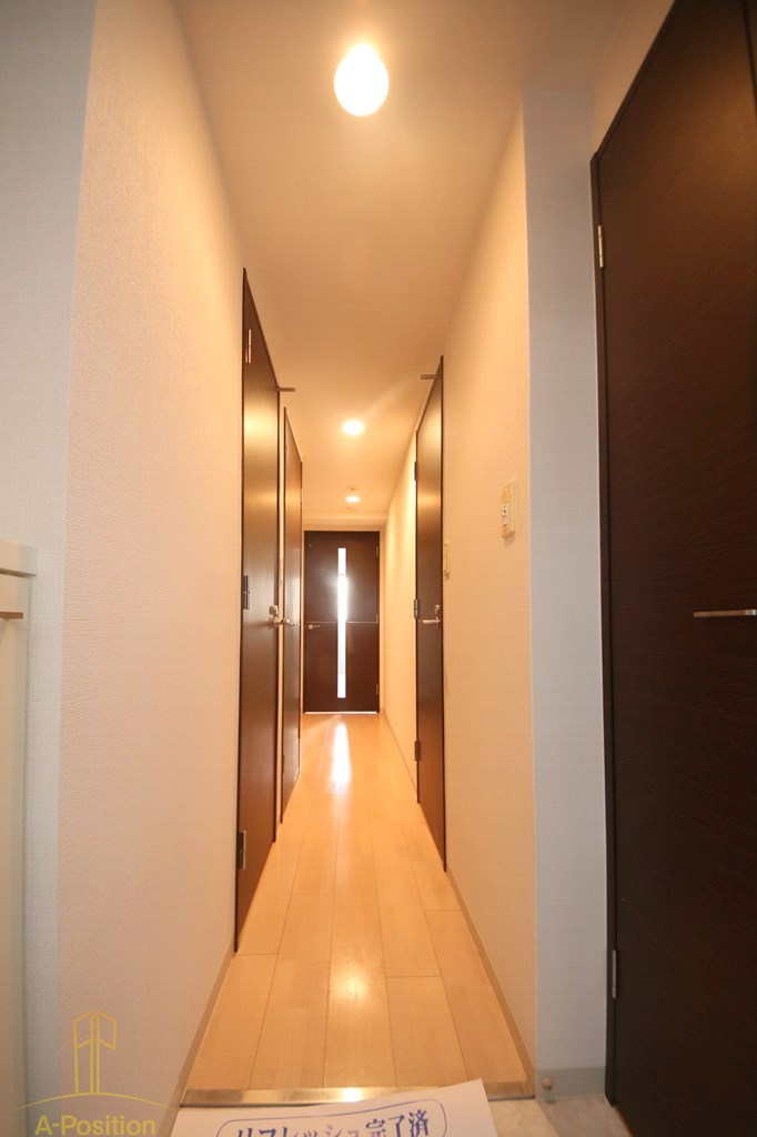 玄関　ルクレ難波