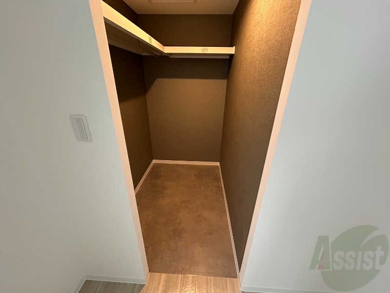 収納　嬉しいウォークインクローゼット仕様です！！