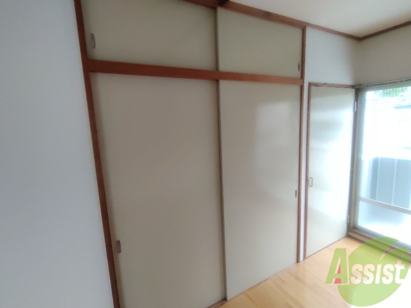 収納　収納は大きく、たくさんの物がしまえそうです。