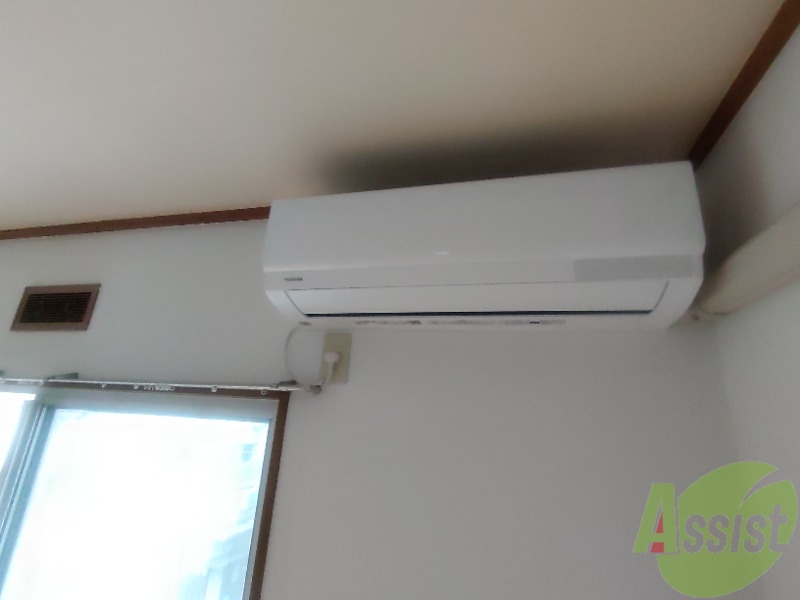 その他設備　リビングのエアコンで暑い日も寒い日も快適に過ごせます