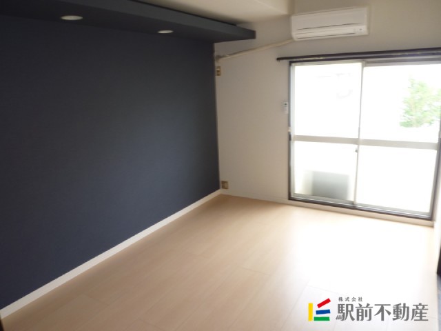 居室・リビング　デザインクロス