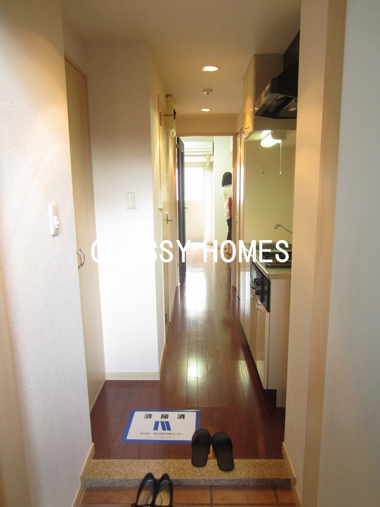 玄関　2003年竣工　ステージファースト大森駅前：玄関