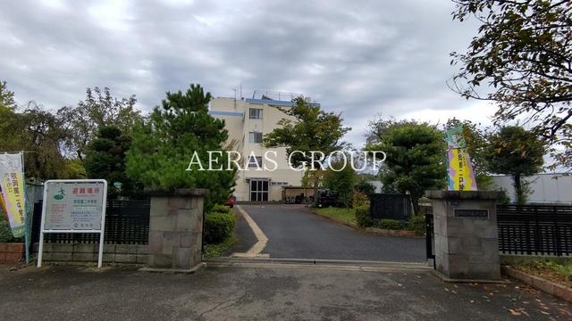 中学校　志木市立志木第二中学校（中学校）まで563m