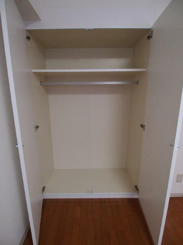 収納　【女性のお一人暮らしでも安心のセキュリティ♪】住環境良好！