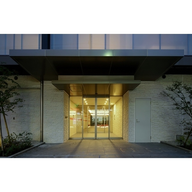 エントランス　銘板　2015年11月撮影