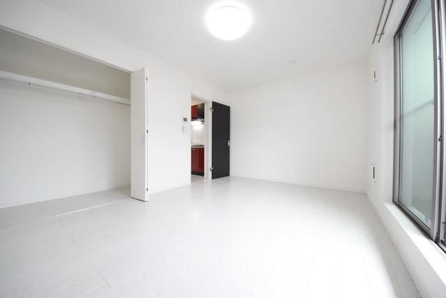 居室・リビング　綺麗な居室