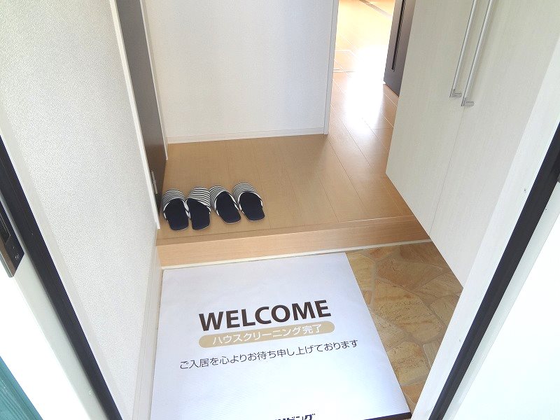 玄関　他の号室の参考画像です。