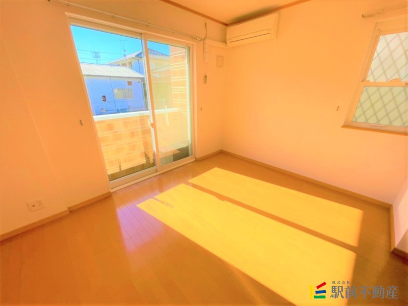 居室・リビング　日当たり良好です☆