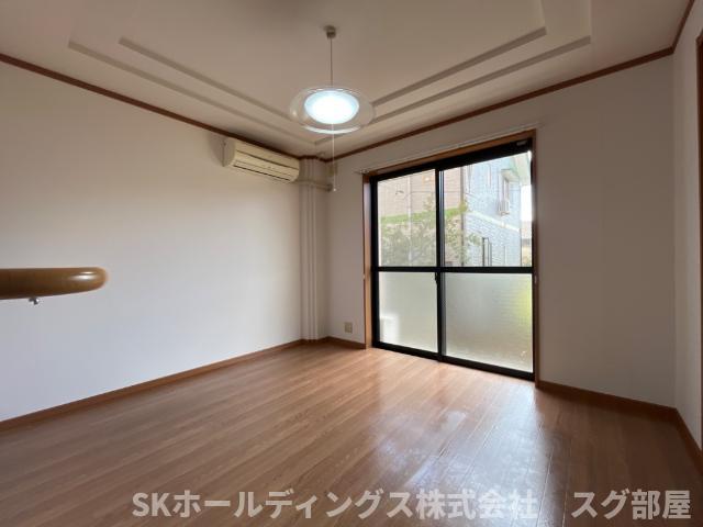 居室・リビング　寝室