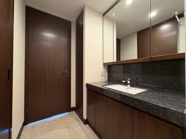 洗面設備　洗面台