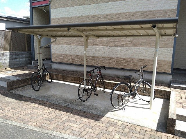 その他共有部分　駐輪場　原付＆自転車のみ駐輪可能