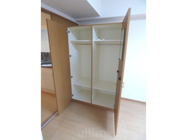 収納　※他のお部屋の写真です。