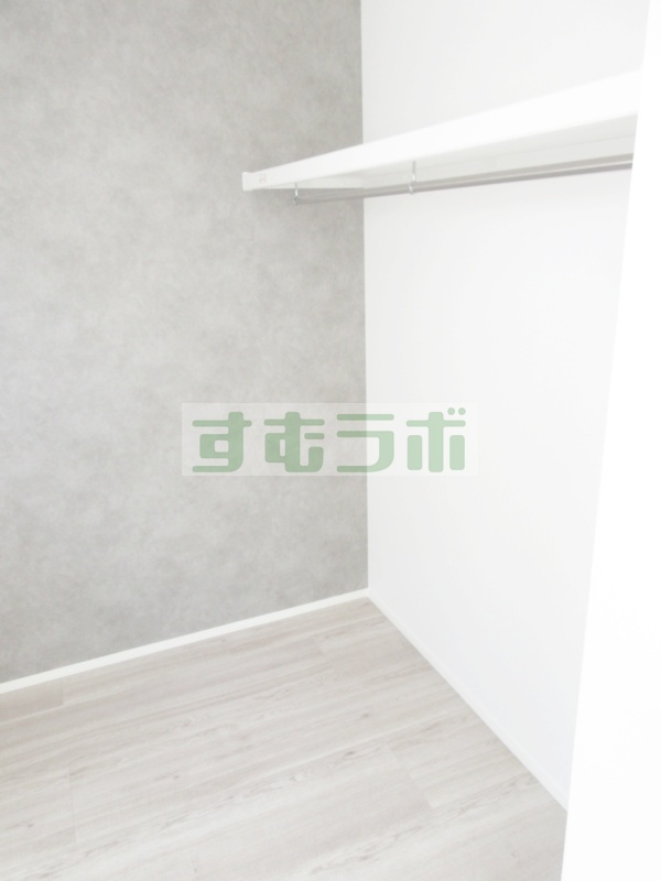 収納　オープンクローク採用