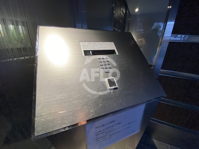 セキュリティ　パークアクシス梅田　オートロック