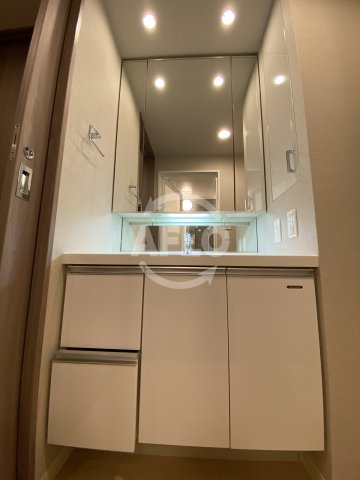 洗面設備　パークアクシス梅田　独立洗面台