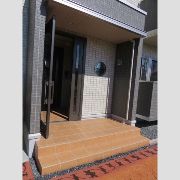 エントランス　建物の内部です