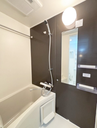 バス・シャワールーム