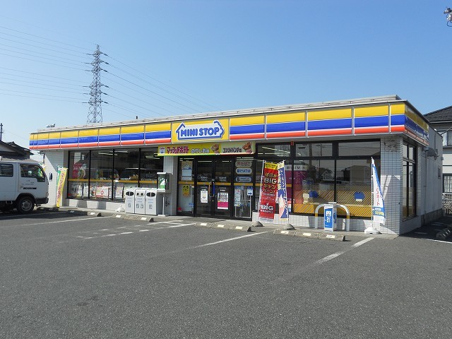 コンビニ　ミニストップ市原白塚店（コンビニ）まで750m