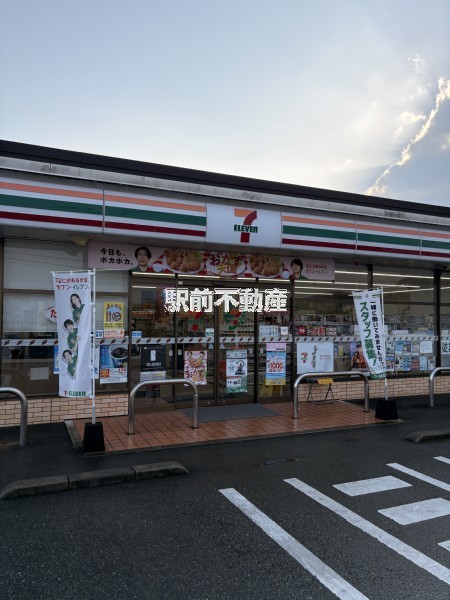 コンビニ　セブンイレブン甘木一木店（コンビニ）まで800m