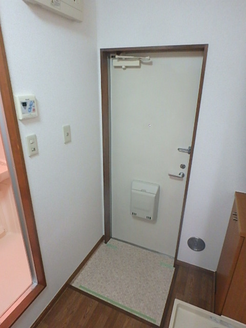 玄関　靴の収納面も御座います。