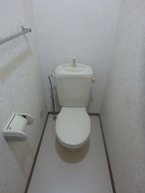 トイレ　シンプルさが、尚良しです。