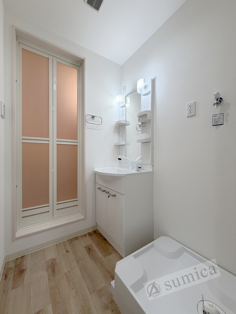 洗面設備　洗面脱衣所付き！独立洗面台が便利です♪♪