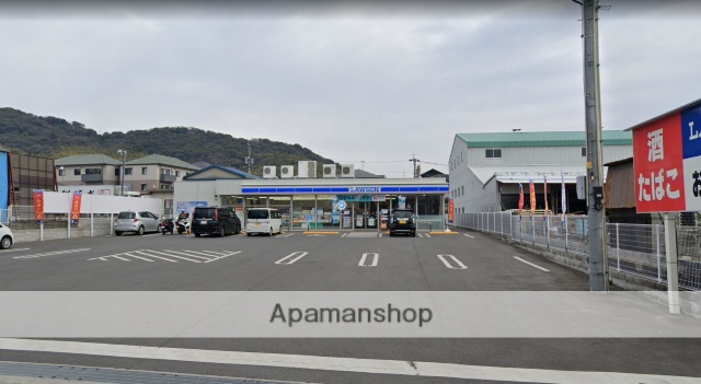 コンビニ　ローソン小山５丁目店（コンビニ）まで140m