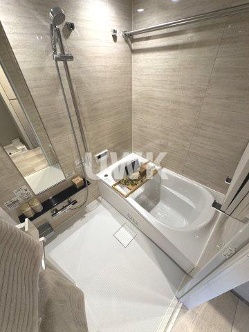 バス・シャワールーム　同じ間取りのモデルルームです