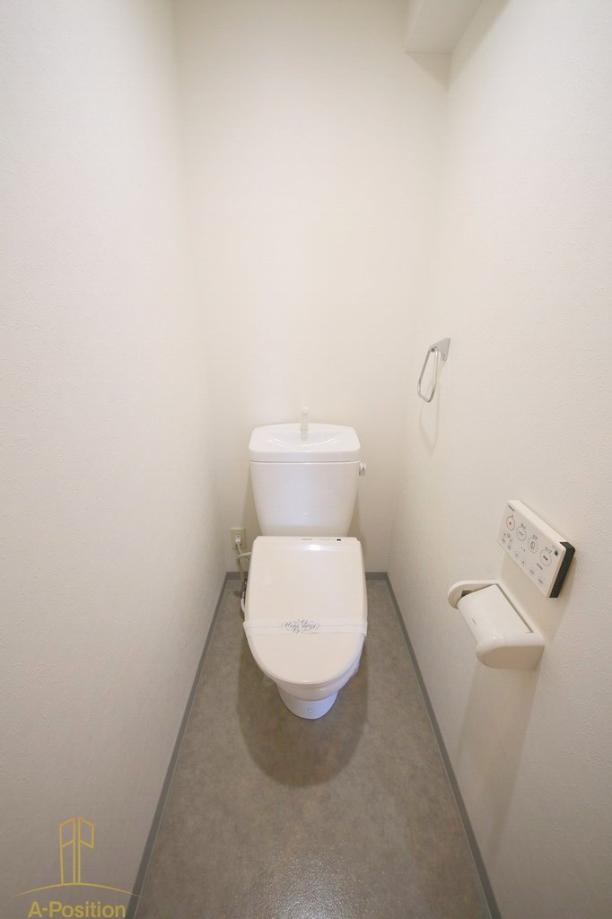 トイレ　プレサンスNEO中之島公園