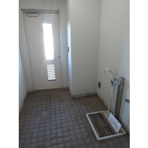 その他　共用の足洗い場です