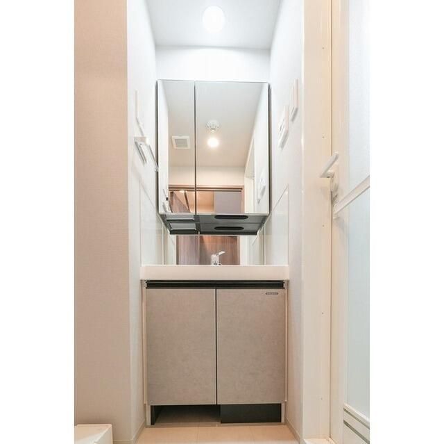 洗面設備　忙しい朝には欠かせない洗面所です