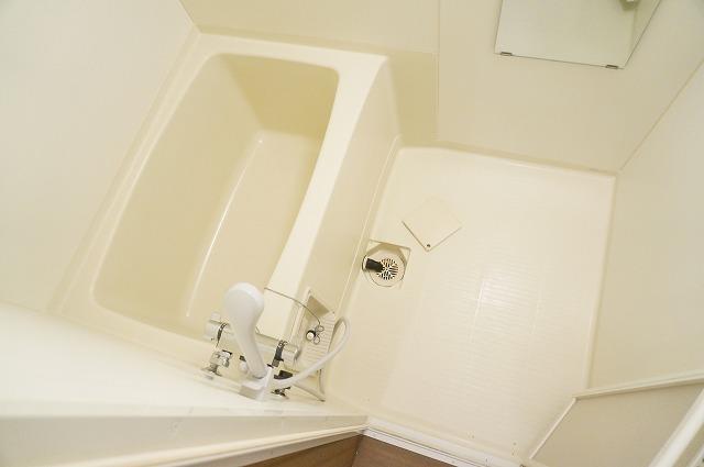 バス・シャワールーム　浴室