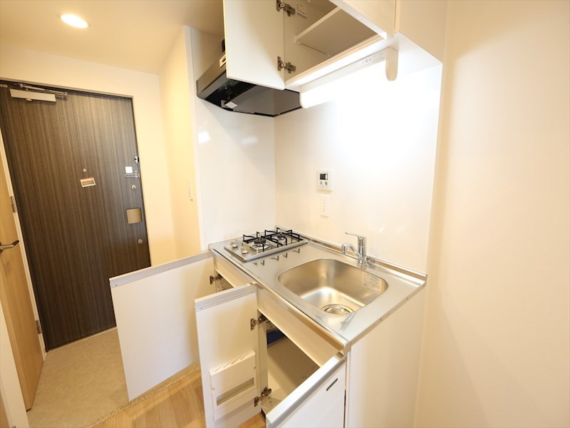 キッチン　システムキッチン（ガス2口コンロ付）