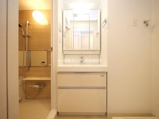 洗面設備　同仕様