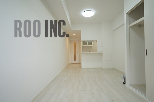 居室・リビング　写真は反転のお部屋です